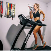 Cyklist med SiS Hydro Tabs Pineapple + Mango – væskebalance under træning